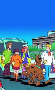 Scooby Doo, Sholly Fisch, Dario Brizuela, DC Comics, http://www.tfaw.com/Comics/Profile/Scooby-Doo-Team-Up-5___452945